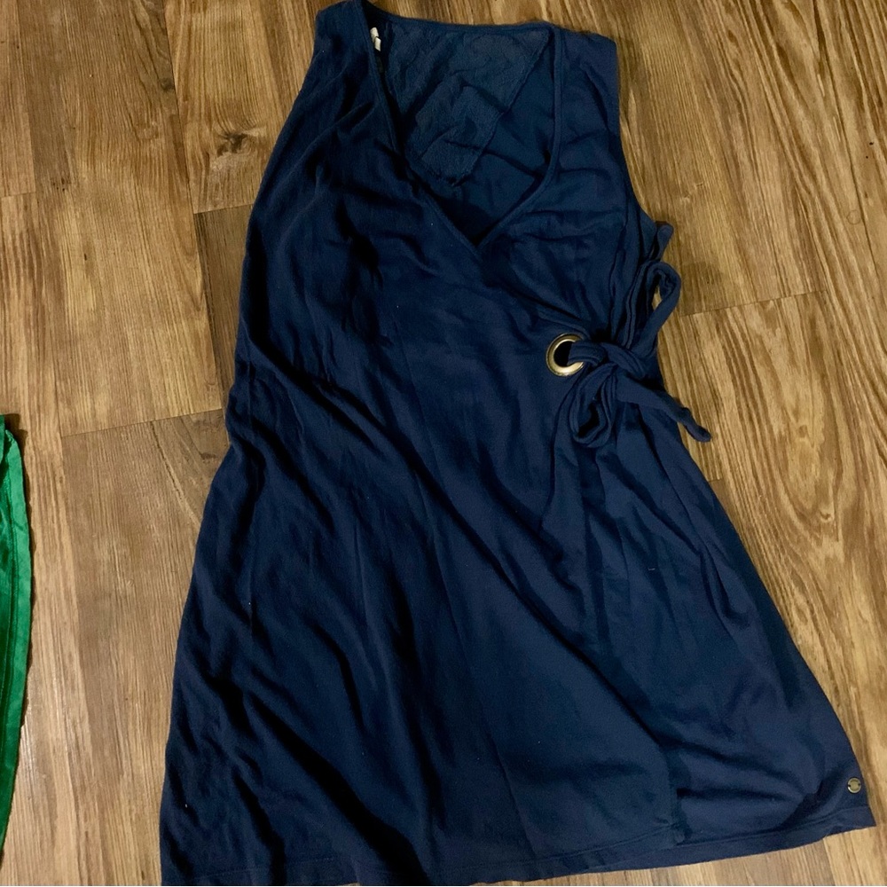 Roxy Sleeveless wrap tunic